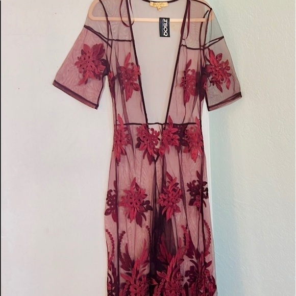 NWT,Gold Label WOW Couture,Wanderlust in Wine, Line w/A Bodysuit/Shaper,Stunning - Picture 2 of 14